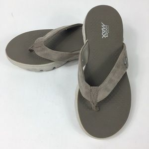 Skechers Goga Mat Gray Flip Flop Sandals 7